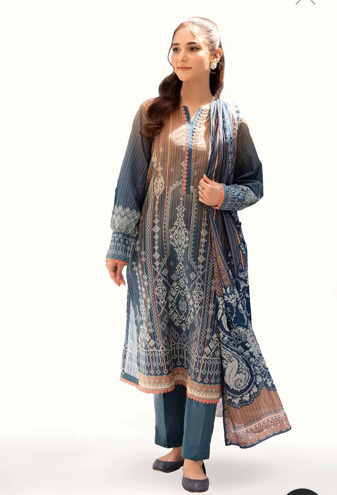 < GulAhmed > 3PC Printed Lawn  
Stitched Suit [ #K3 ] SIZE M