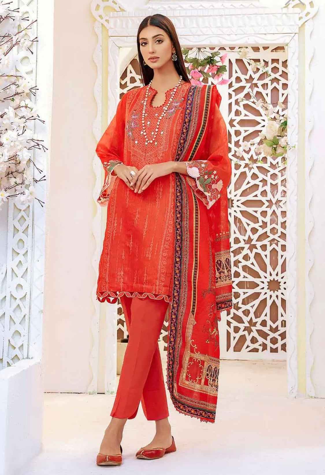 < GulAhmed > 3PC Embroidered Cotton Stitched Suit With Zari Dupatta [ #J4 ] SIZE M