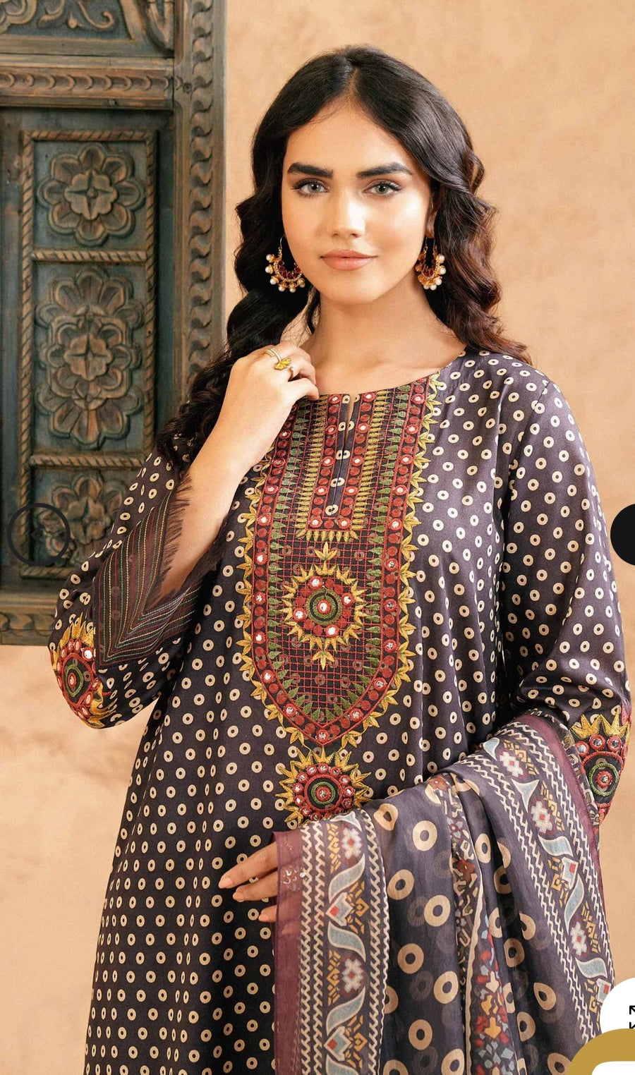 < Nishat > 3PC Kashmiri Style Printed Embroidered Lawn Stitched Suit with Digital Printed Silk Dupatta & Dyed Cambric Trousers [ #L5 ] SIZE M