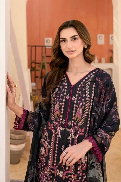 < Ramsha > 3PC LUXURY LAWN  STITCHED SUIT [ #D1 ] SIZE M