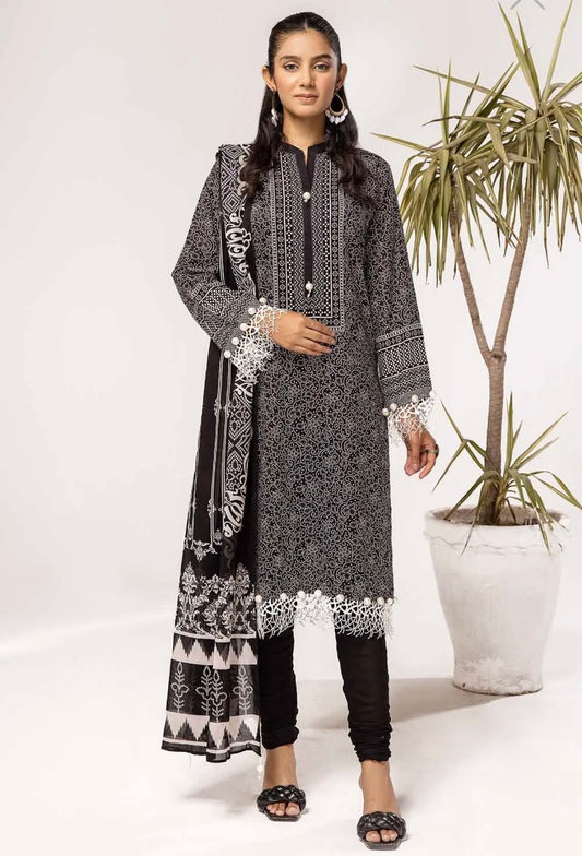 < GulAhmed > 3PC Printed Lawn  
Stitched Suit [ #J7 ] SIZE L