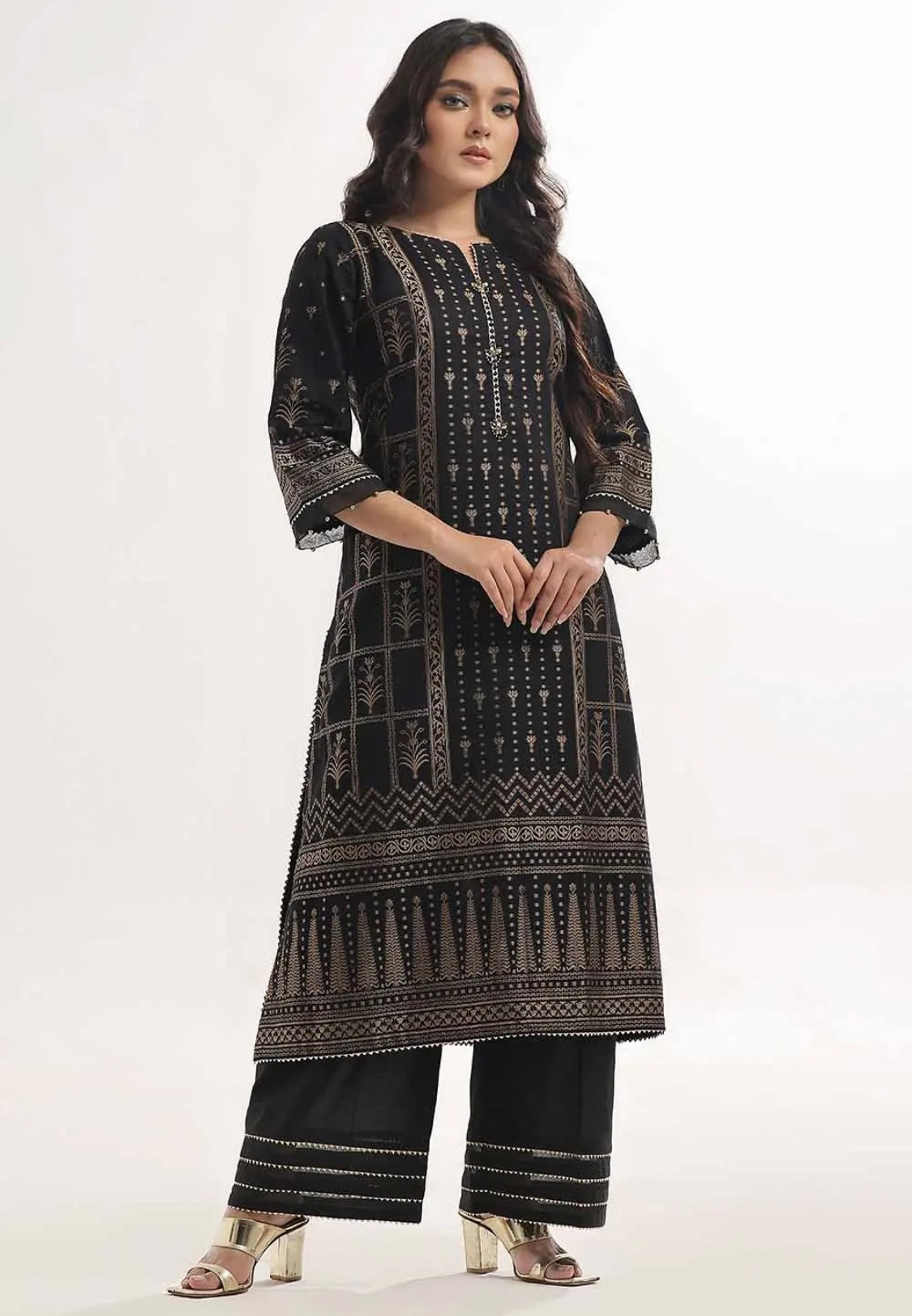 < GulAhmed > 2PC Jacquard Printed Stitched Suit [ #L3 ] SIZE M