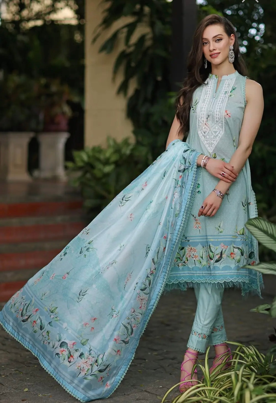 < GulAhmed > 3PC EMBROIDERED Printed Lawn  
Stitched Suit [ #F1 ] SIZE M