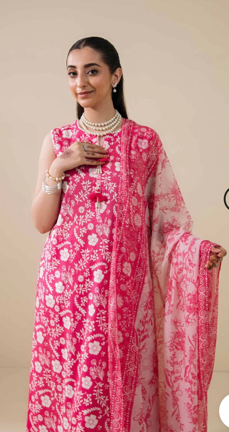 < Nishat > 3PC Floral Printed Lawn Stitched Suit with Digital Printed Muzlin Dupatta & Dyed Cambric Trousers [ #L8 ] SIZE M