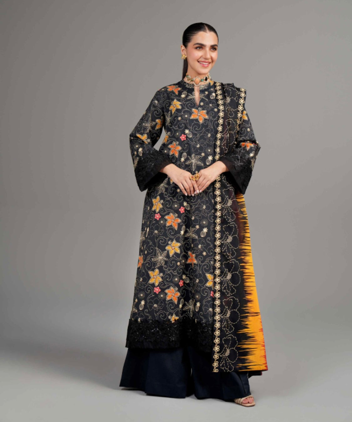 < Nishat > 3PC Printed Style Lawn Stitched Suit with Printed Voile Dupatta & Solid Cambric Trousers [ #M8 ] SIZE S